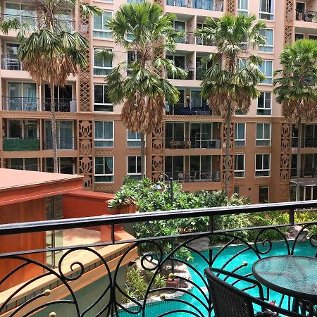 Atlantis Waterpark Apartment Pantai Jomtien Luaran gambar