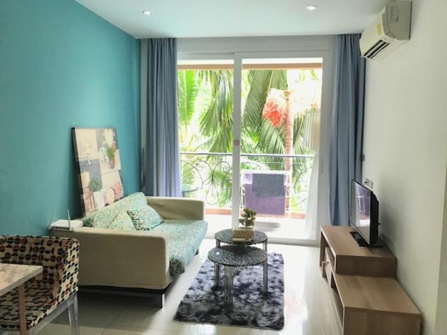 Atlantis Waterpark Apartment Pantai Jomtien Luaran gambar