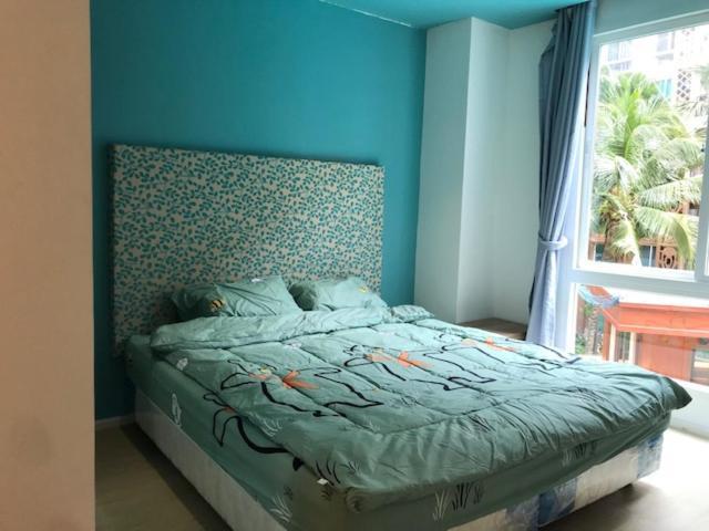 Atlantis Waterpark Apartment Pantai Jomtien Luaran gambar