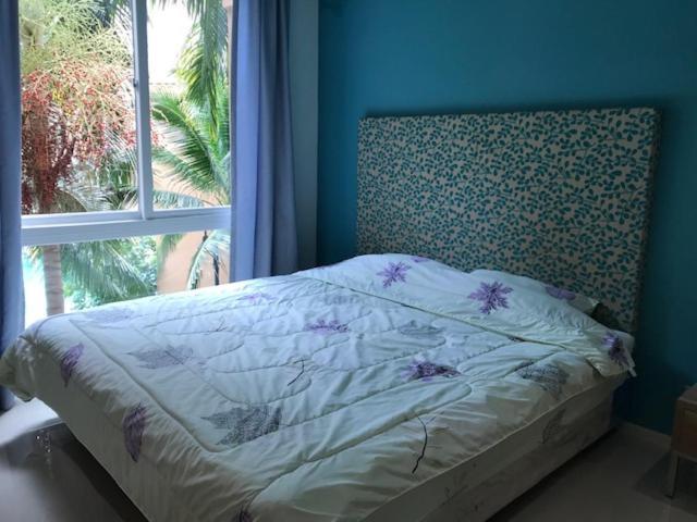 Atlantis Waterpark Apartment Pantai Jomtien Luaran gambar