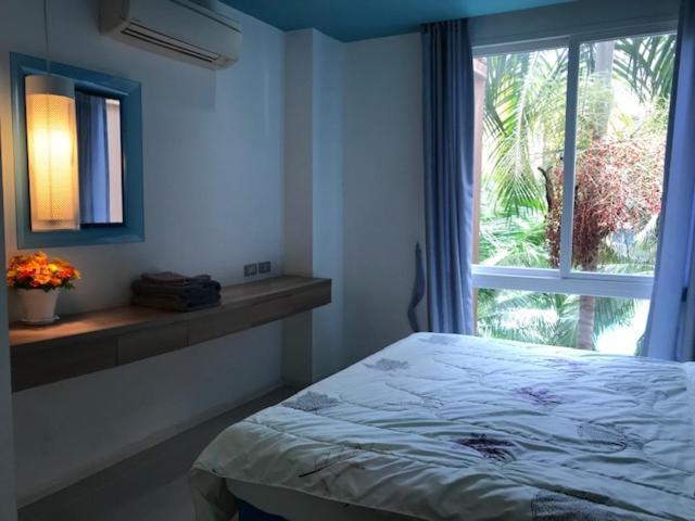 Atlantis Waterpark Apartment Pantai Jomtien Luaran gambar