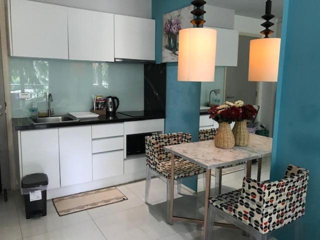 Atlantis Waterpark Apartment Pantai Jomtien Luaran gambar