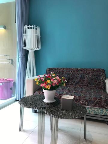 Atlantis Waterpark Apartment Pantai Jomtien Luaran gambar